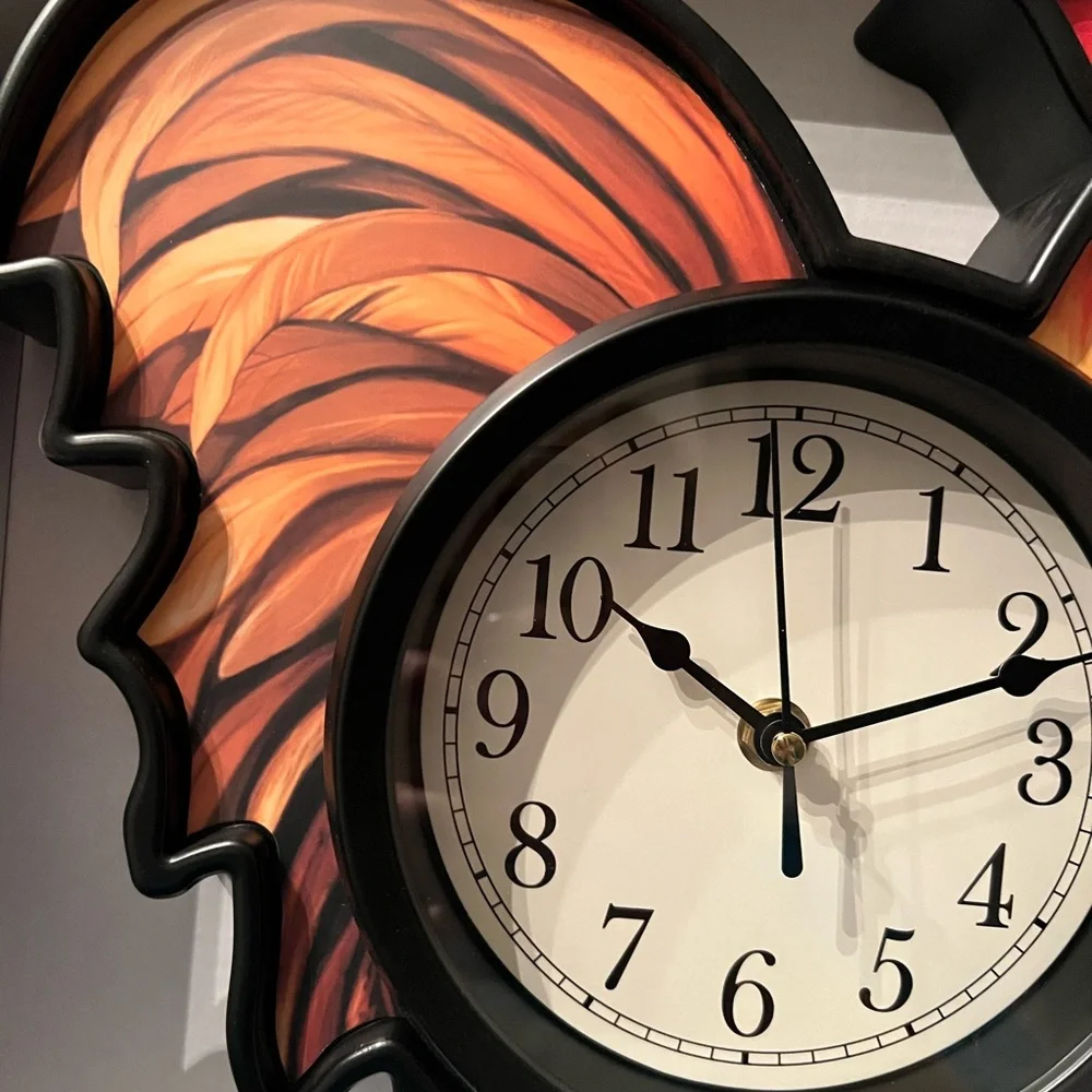 Low Start. NEW Red and Black Rooster Kitchen Wall Clock.